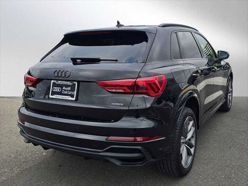 Used 2025 Audi Q3 2.0T Premium w/ Convenience Package AWD/4WD image 3