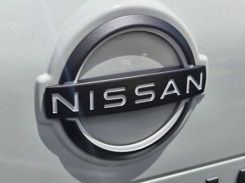 Used 2024 Nissan Rogue S FWD image 13