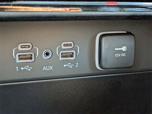 New 2025 Jeep Grand Cherokee Laredo image 21