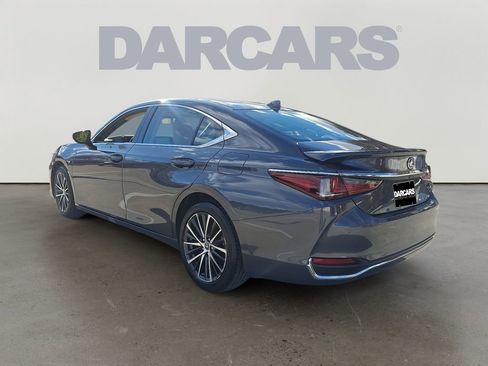 Used 2023 Lexus ES 250 w/ Premium Package image 4