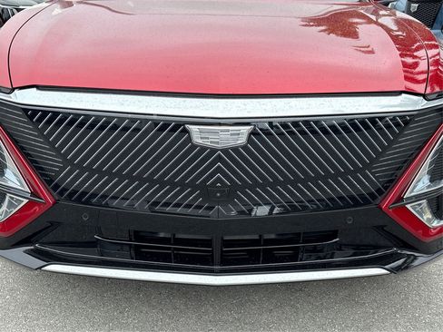 New 2026 Cadillac Lyriq Luxury RWD image 12