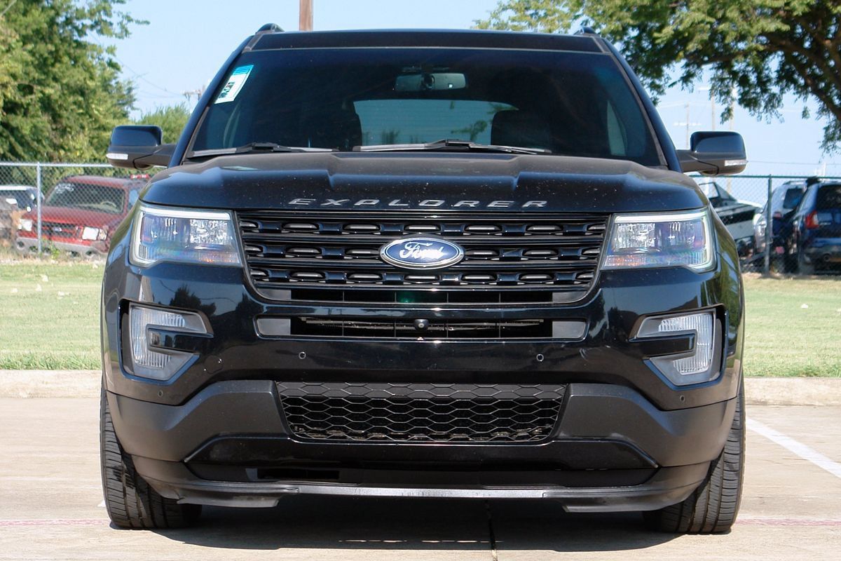 Used 2016 Ford Explorer Sport w/ Equipment Group 401A AWD/4WD image 18