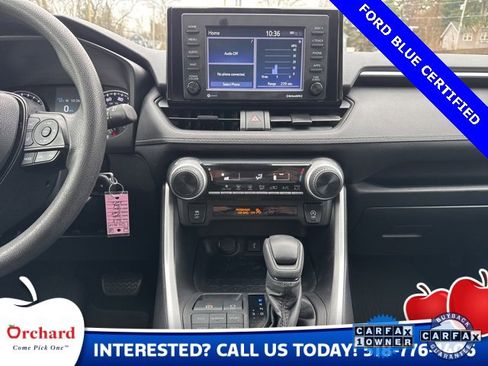Used 2021 Toyota RAV4 LE image 23