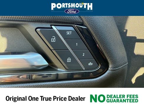 Used 2024 GMC Sierra 2500 AT4 w/ AT4 Premium Plus Package image 25