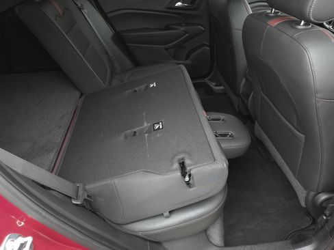 Used 2026 Chevrolet Trax RS w/ Driver Confidence Package image 23