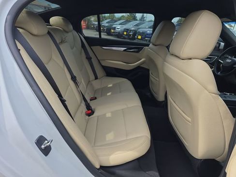 Used 2020 Cadillac CT5 Luxury w/ Cold Weather Package AWD/4WD image 10