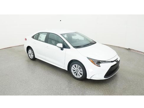New 2026 Toyota Corolla LE image 13