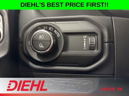 New 2026 Jeep Gladiator Rubicon AWD/4WD image 23