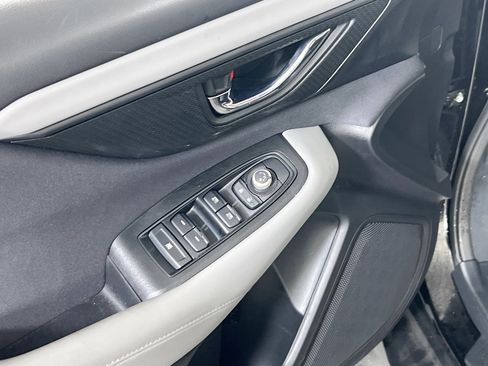 Used 2023 Subaru Outback Premium image 17