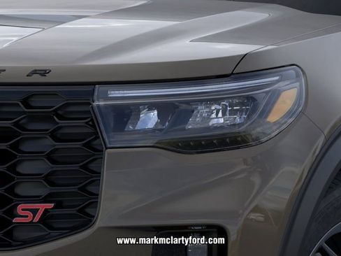 New 2026 Ford Explorer ST AWD/4WD image 18