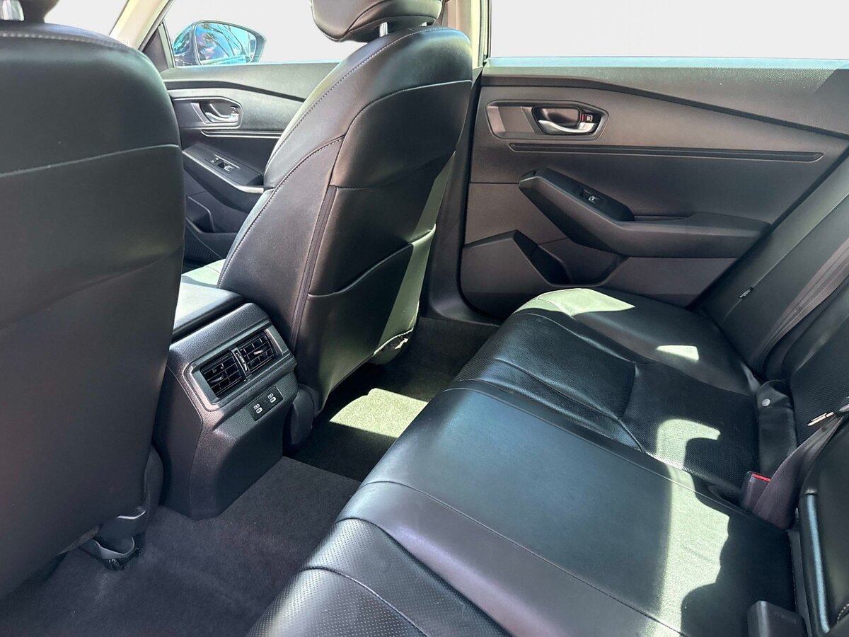 Used 2024 Honda Accord EX-L image 12