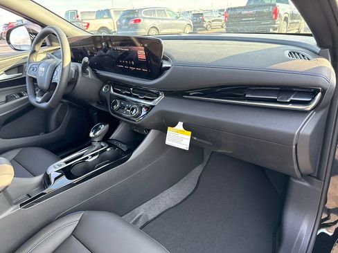 New 2026 Buick Envista Sport Touring FWD image 38