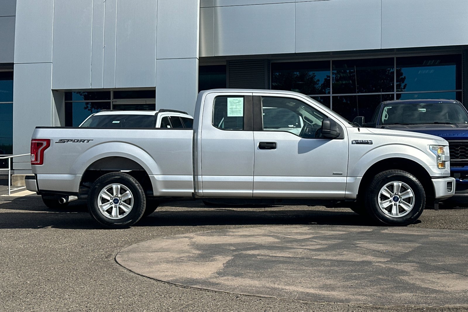 Used 2015 Ford F150 XL w/ Equipment Group 101A Mid RWD image 3