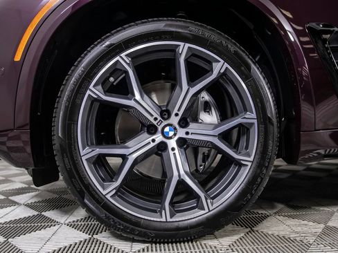 Used 2025 BMW X5 sDrive40i w/ Executive Package RWD image 36