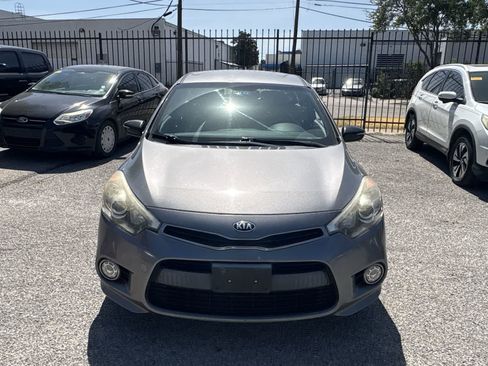 Used 2016 Kia Forte SX FWD image 8