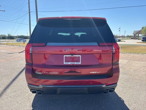 New 2026 GMC Yukon AT4 w/ LPO, Floor Liner Package image 5