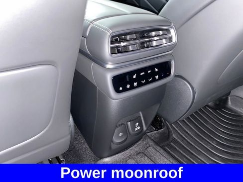 Used 2025 Genesis GV80 3.5T Prestige AWD/4WD image 15