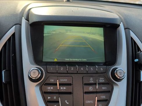 Used 2017 GMC Terrain SLE w/ Convenience Package image 13