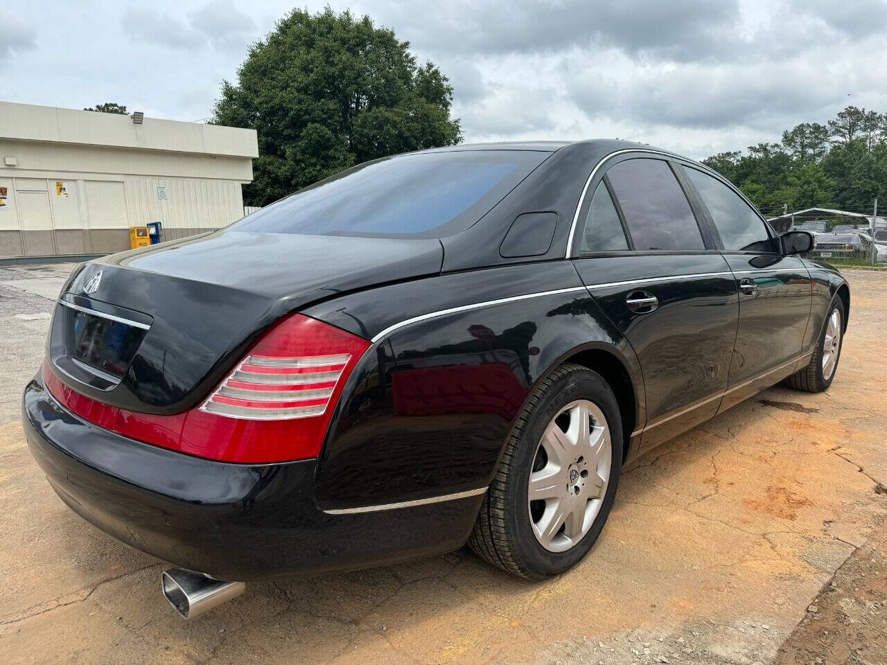 Used 2004 Maybach 57 RWD image 5