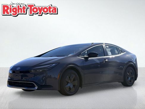 New 2026 Toyota Prius Plug-In Hybrid FWD image 1