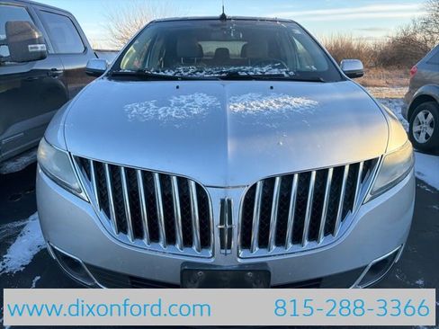Used 2013 Lincoln MKX Base image 8