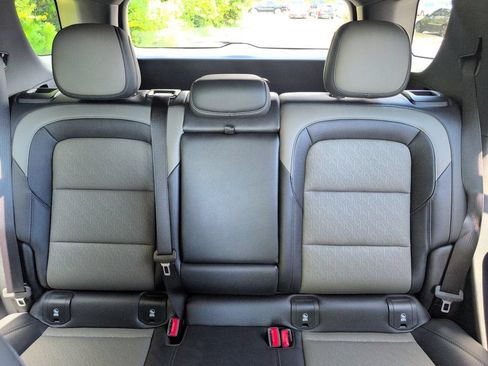 Used 2026 Chevrolet Equinox LT w/ Convenience Package II FWD image 30