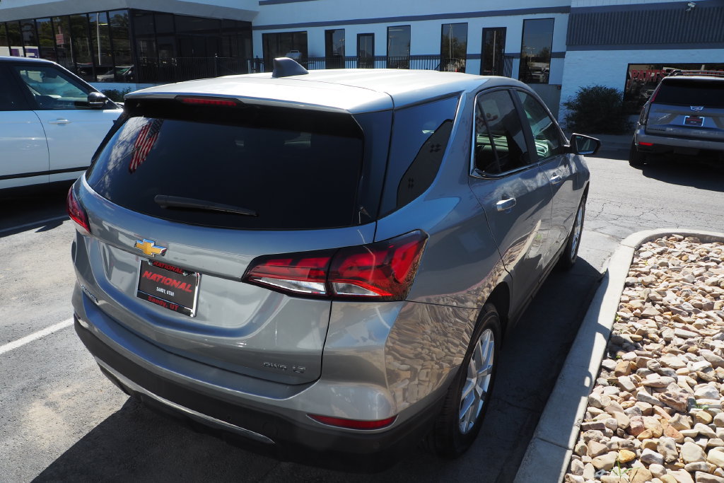 Used 2024 Chevrolet Equinox LT AWD/4WD image 4
