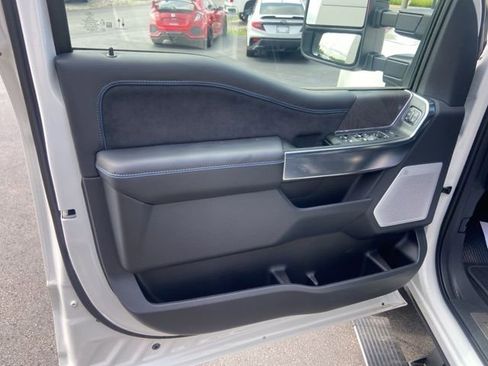 New 2025 Ford F250 Platinum AWD/4WD image 12