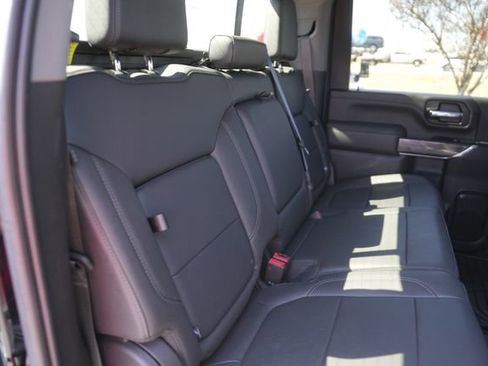 Used 2022 Chevrolet Silverado 2500 LTZ w/ LTZ Plus Package image 17