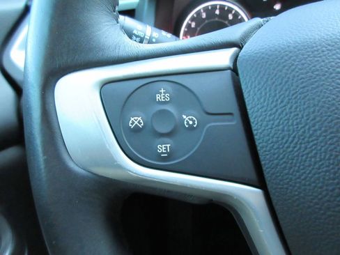 Certified 2017 GMC Acadia SLT image 27