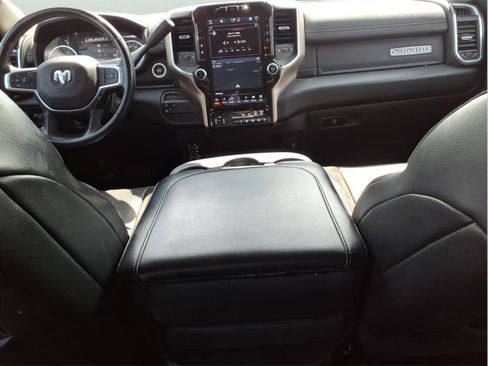 Used 2024 RAM 2500 Laramie AWD/4WD image 12