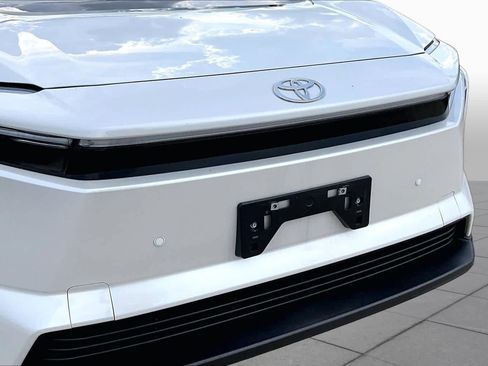 Used 2026 Toyota bZ FWD image 28