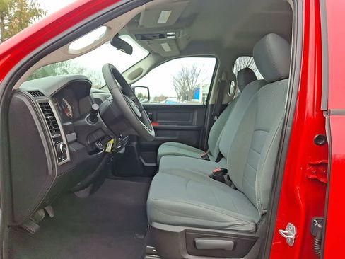 Used 2018 RAM 1500 Express w/ Express Value Package image 3