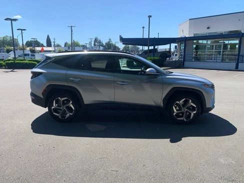 Used 2022 Hyundai Tucson Limited AWD/4WD image 10