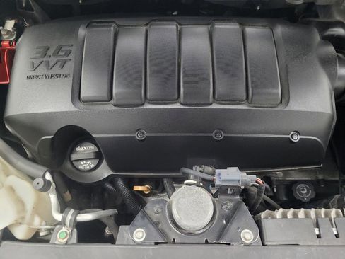 Used 2017 Chevrolet Traverse LT AWD/4WD image 30