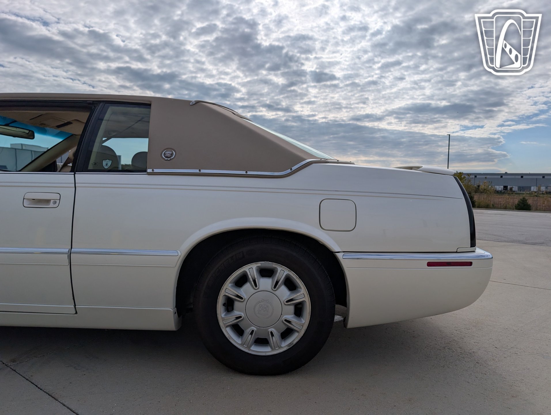 Used 1995 Cadillac Eldorado FWD image 32