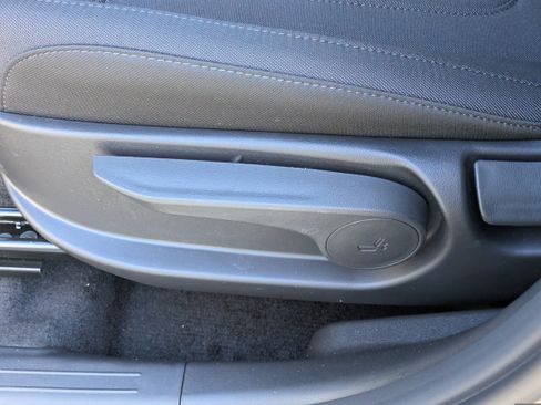 New 2026 Hyundai Tucson Blue SE image 20