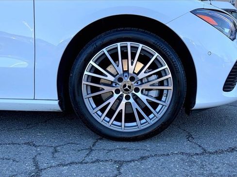 Used 2025 Mercedes-Benz CLA 250 4MATIC image 9