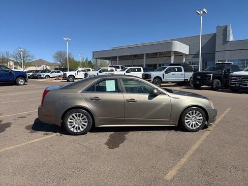 Used 2010 Cadillac CTS Luxury image 6