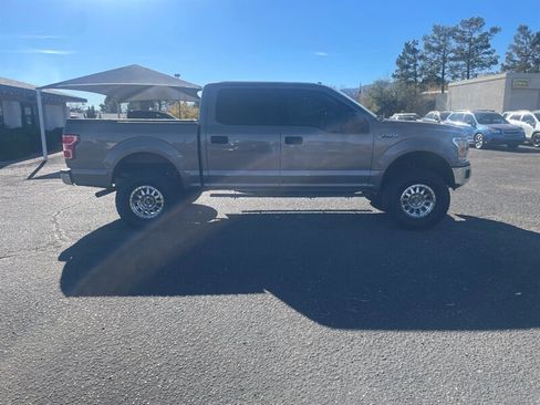 Used 2018 Ford F150 XLT image 3