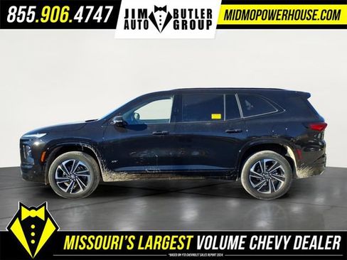 Used 2025 Buick Enclave Sport Touring image 2