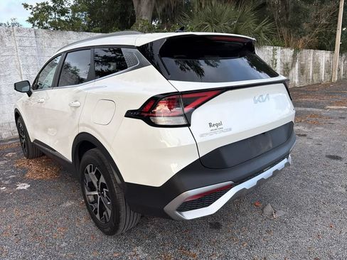 Certified 2024 Kia Sportage EX AWD/4WD image 7