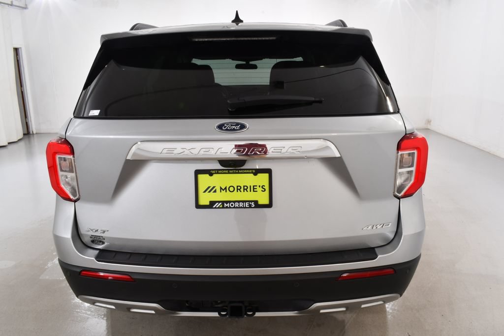 Used 2024 Ford Explorer XLT w/ Equipment Group 202A AWD/4WD image 13
