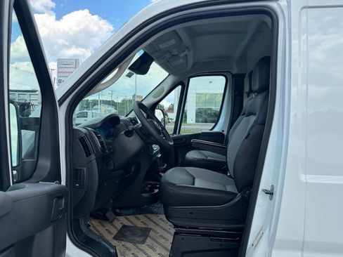 New 2026 RAM ProMaster 3500 w/ Convenience Group FWD image 16