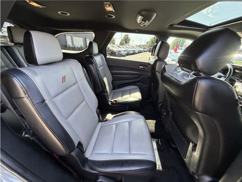 Used 2022 Dodge Durango R/T w/ Blacktop Package AWD/4WD image 29