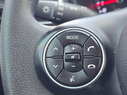 Used 2021 Kia Soul LX FWD image 17