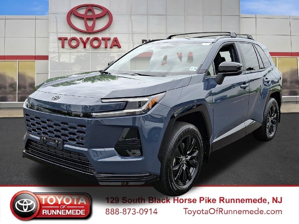 Used 2026 Toyota RAV4 SE AWD/4WD image 3