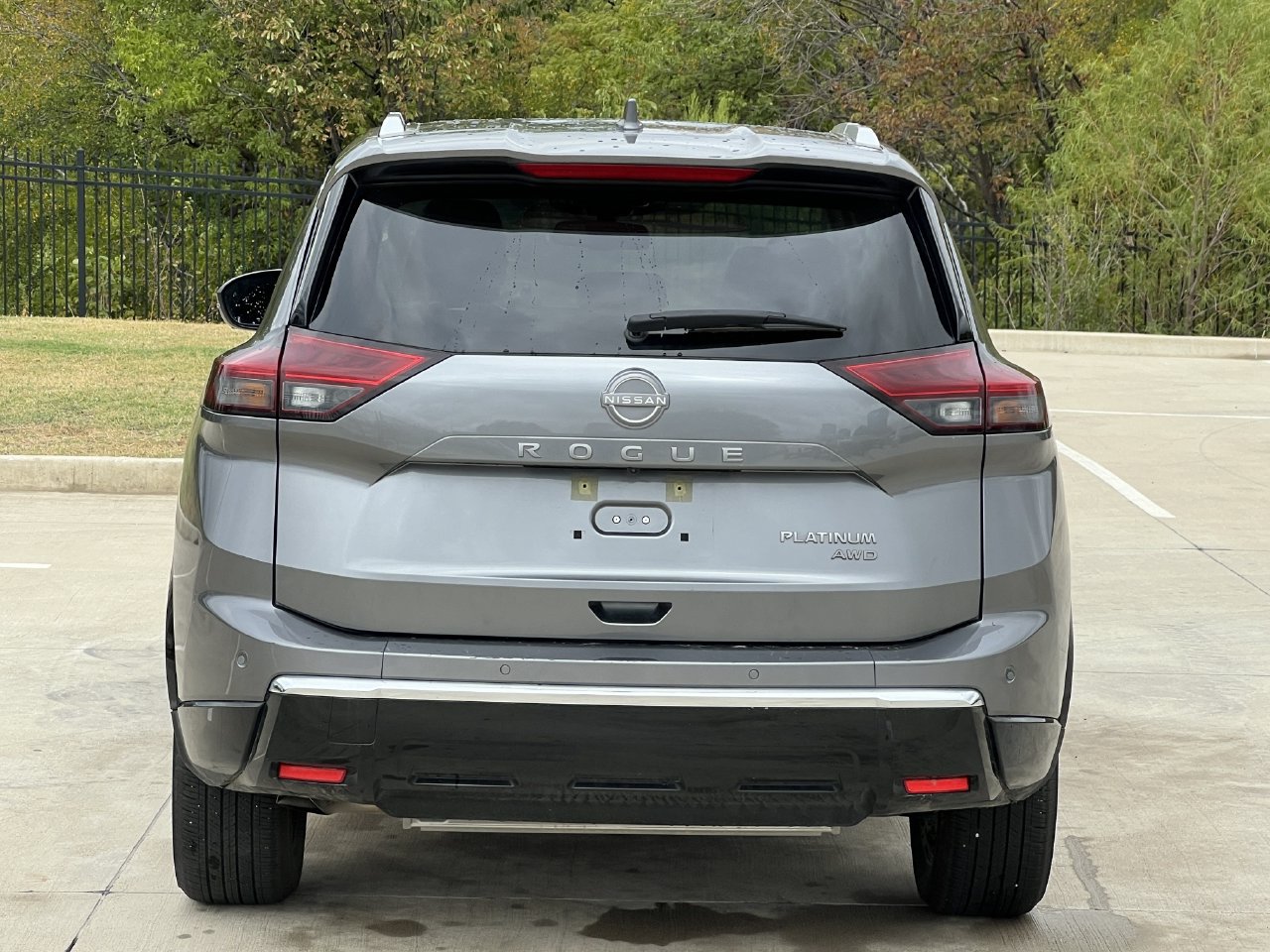 Used 2026 Nissan Rogue Platinum w/ Platinum Premium Package AWD/4WD image 4