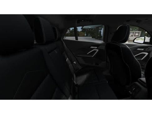 New 2027 BMW X2 xDrive28i AWD/4WD image 13
