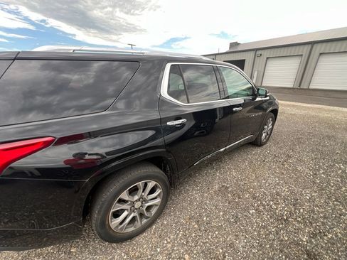 Used 2021 Chevrolet Traverse Premier w/ LPO, Floor Liner Package AWD/4WD image 18